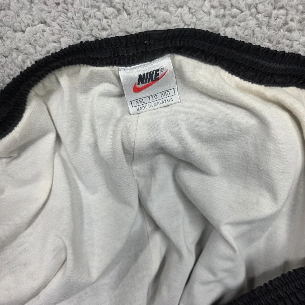 Nike Track Windbreaker Pants Mens XXL Baggy Hip Hop Utility Y2K Wide Vintage - Picture 3 of 14